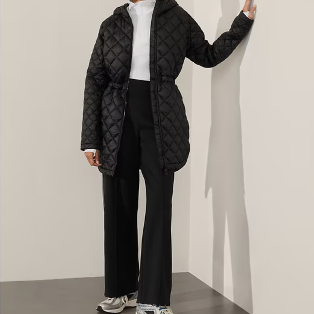 Athleta Whisper Featherless Parka - perfect condition